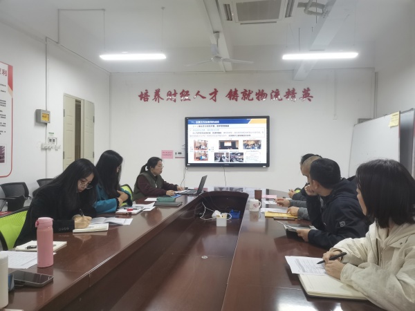 教工支部书记卢方述职现场