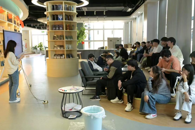 匠心书院圆满举办“扇染流年，漆承华彩”读书会