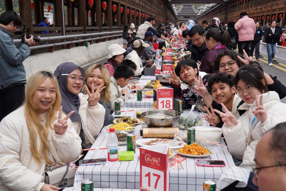 e9b31fe63df26a2291a53113ed1cc06