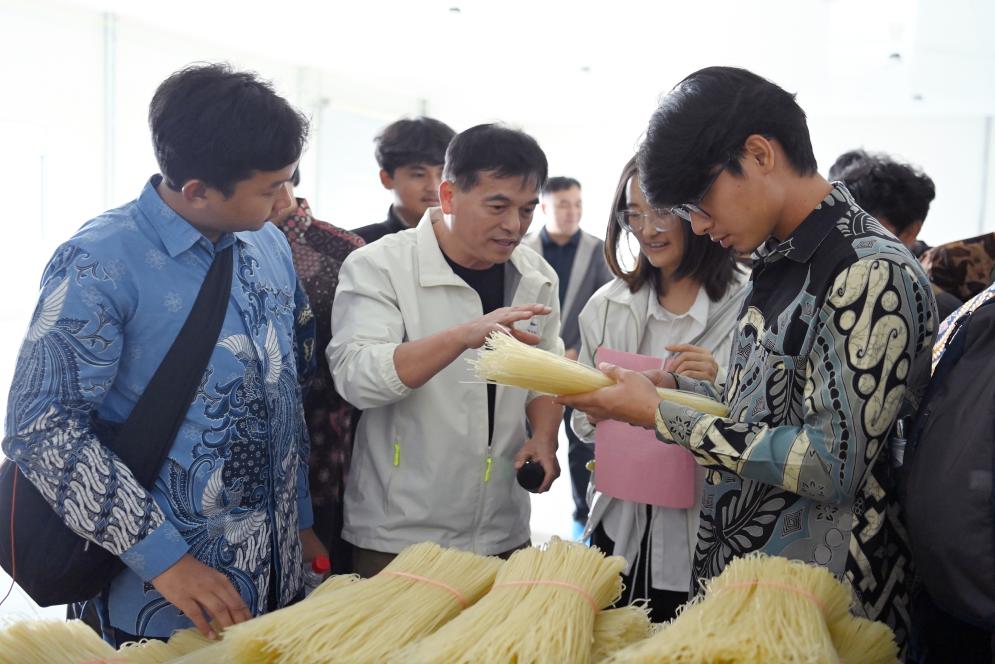 383364e3019fea06476f7e5c1752984b