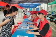 校青年志愿者服务总队开展“善待地球，保护环境”绿色环保主题宣传活动