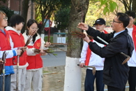 我校师生共同开展2026年“‘植’此青绿，绿动校园”活动