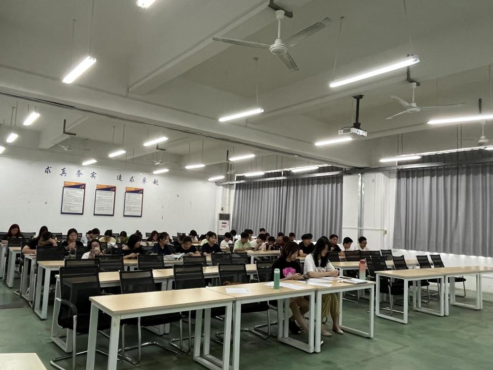 62ae194a433ca1e3b0f89604b0b4e818