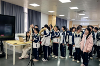 柳州市第九中学学子到贸易与旅游管理学院研学