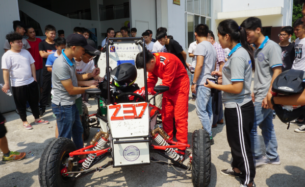 201808141746126977.png 201808141746126977.png