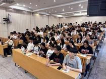 艺术学院分党校开展入党积极分子培训班党课学习