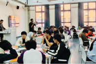 我校开展美育浸润系列活动之“马跃新春 剪纸艺趣”非遗体验顺利开展