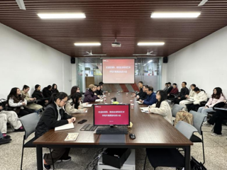 鼓士气 定目标——副校长陈正振深入艺术学院为参赛师生鼓劲提气