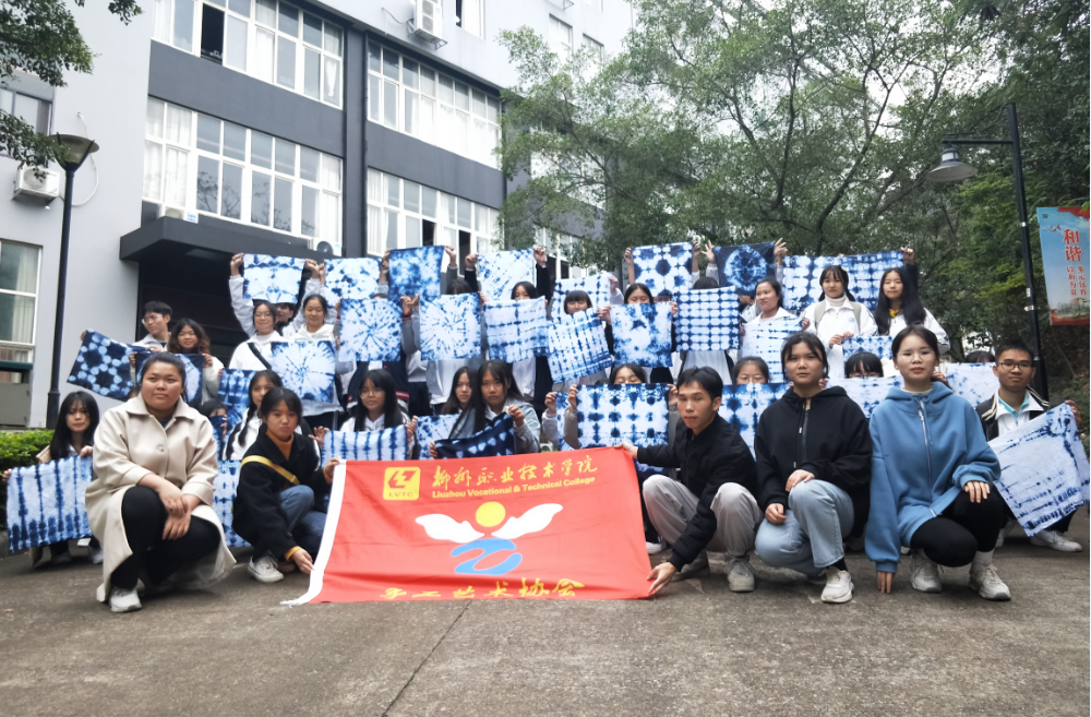 202011252052134105.png 202011252052134105.png