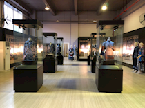 民族文化（苗族扎染、蜡染）示范性民族文化传承创新职业教育基地