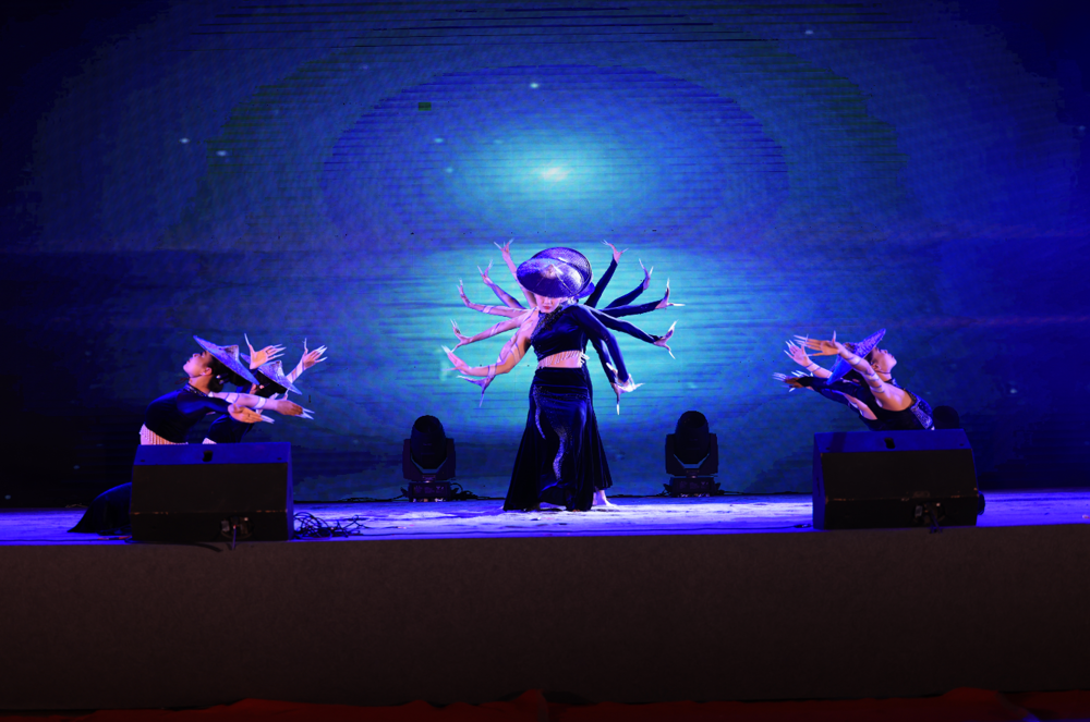 90a4f09033884fcbad857af3c2938628